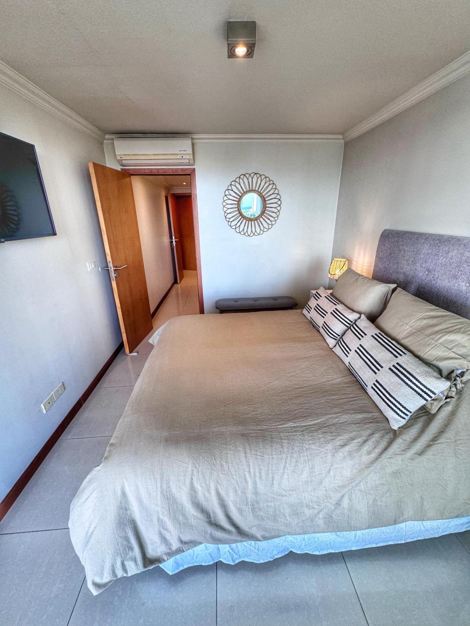 Apartamentos Torre Tressesenta ปุนตา เดล เอสเต ห้อง รูปภาพ