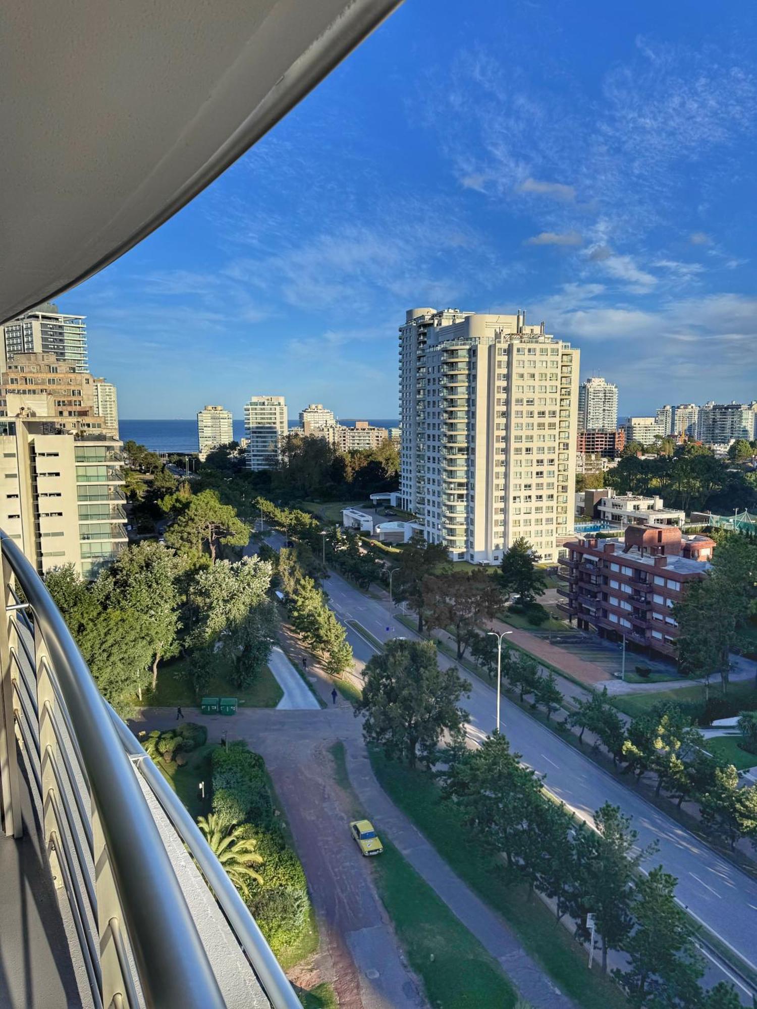 Apartamentos Torre Tressesenta ปุนตา เดล เอสเต ห้อง รูปภาพ