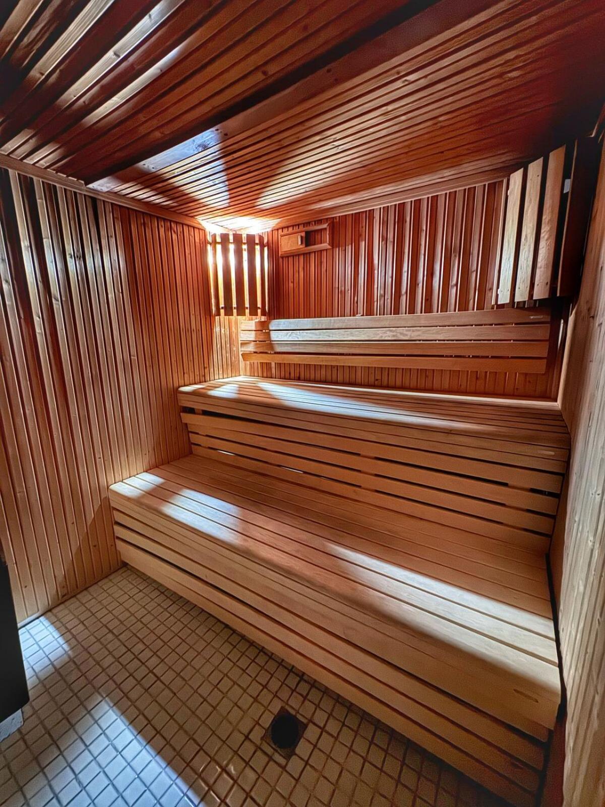 Apartamentos Torre Tressesenta ปุนตา เดล เอสเต ภายนอก รูปภาพ